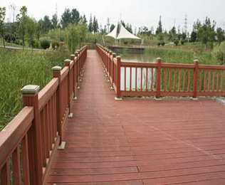 塑木地板价格 江苏绿华塑木给您报价