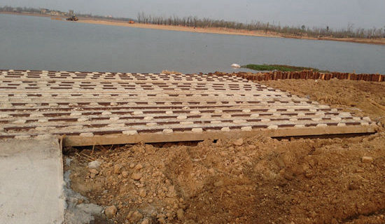 塑木地板施工效果图-徐州潘安湖